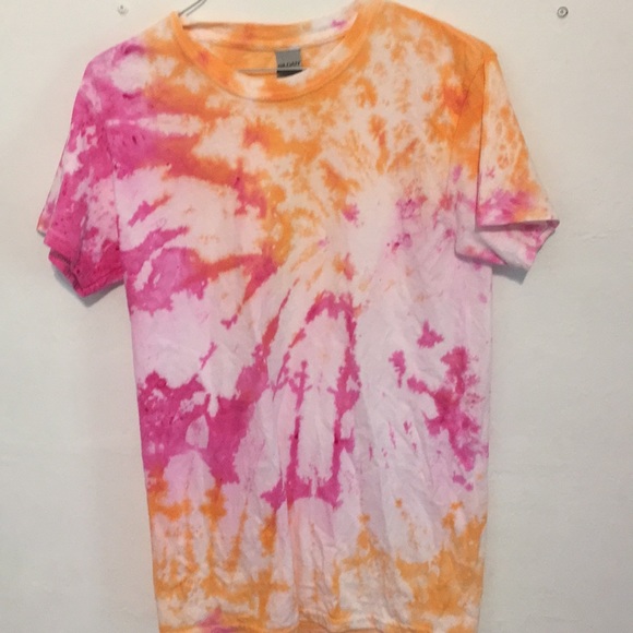 Tops - Tie dye shirt